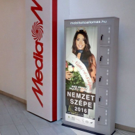 Mobiltöltő állomás Auchan 0012