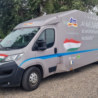 Promóciós autó - Űrbusz
