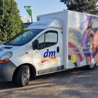 Promócios auto szépségbusz DM dekoráció